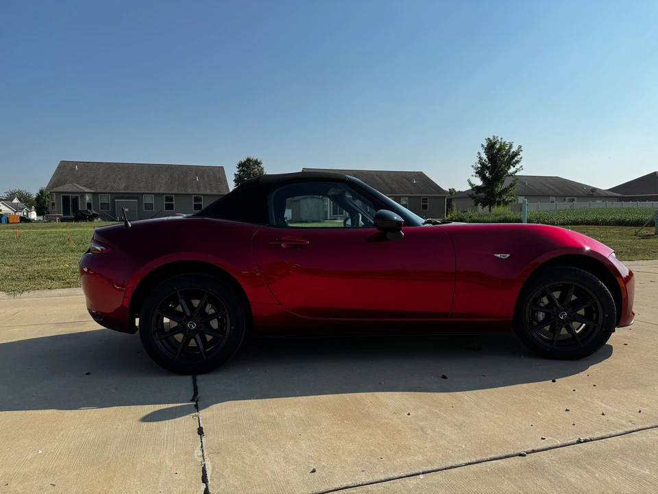 2024 Mazda ND MX-5 Miata - Image 19 of 31
