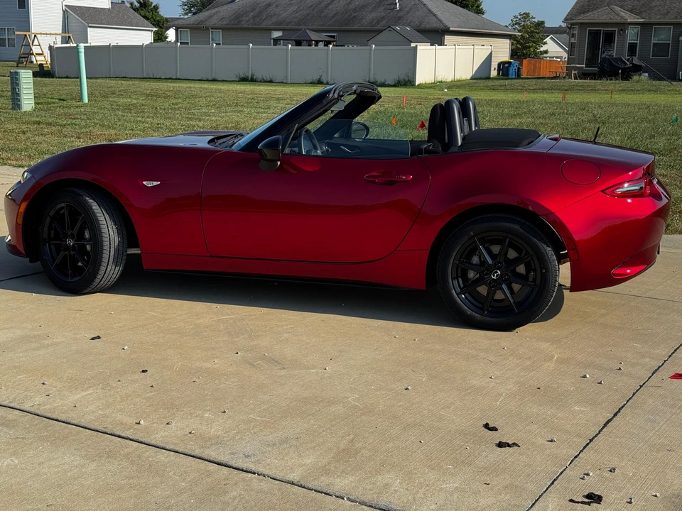 2024 Mazda ND MX-5 Miata - Image 27 of 31