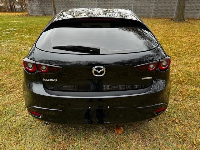 2024 Mazda Mazda 3 4th Gen - Image 9 of 21