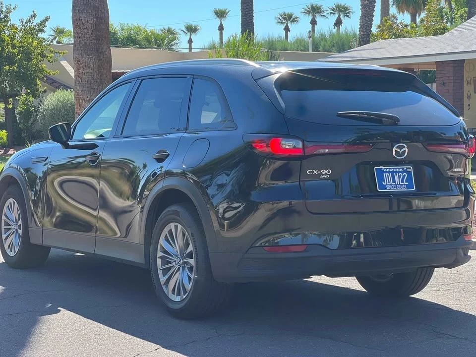 2024 Mazda CX-90 - Image 2 of 8
