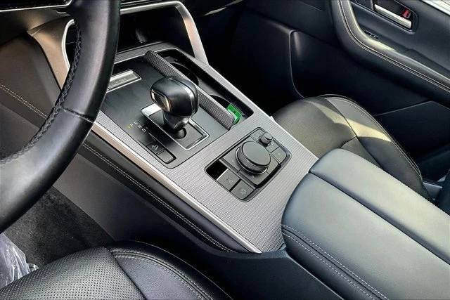 2024 Mazda CX-90 - Image 10 of 17