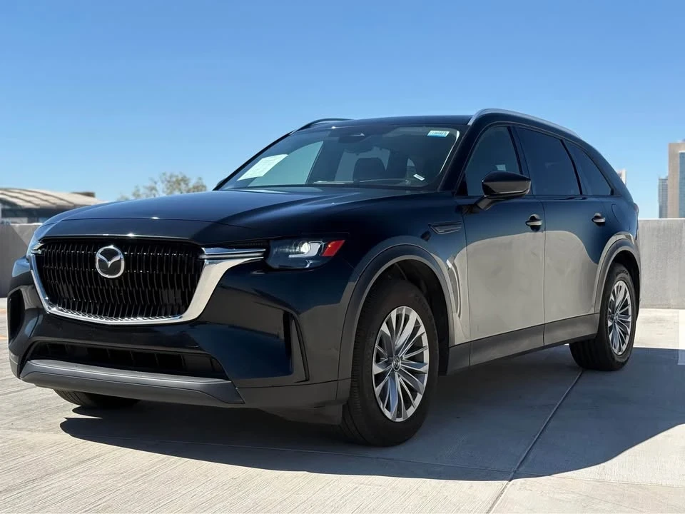 2024 Mazda CX-90 - Image 2 of 9