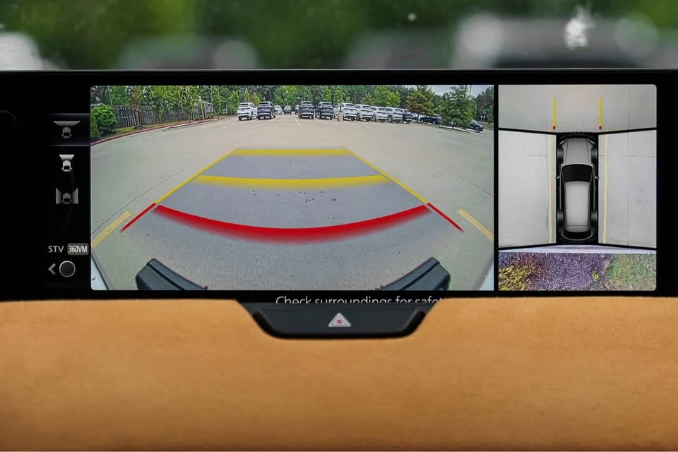 2024 Mazda CX-90 - Image 14 of 19