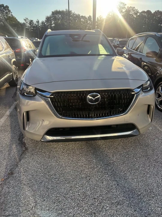 2024 Mazda CX-90 - Image 2 of 3