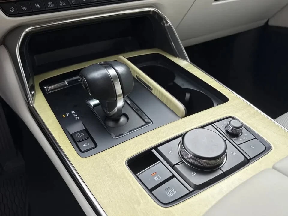 2024 Mazda CX-90 - Image 5 of 10