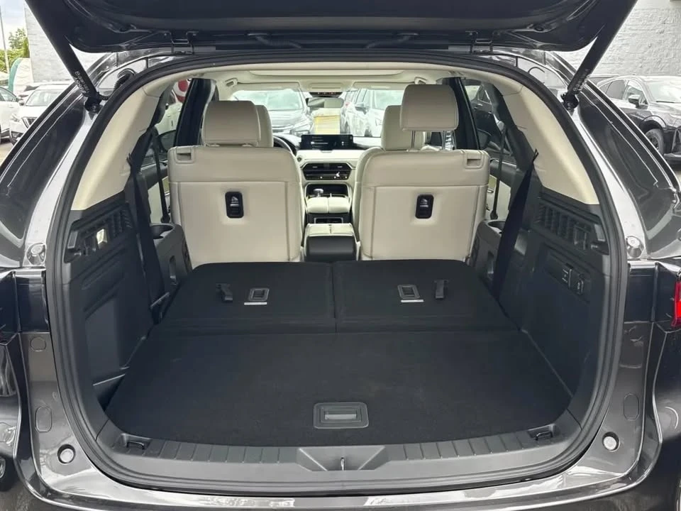 2024 Mazda CX-90 - Image 9 of 10
