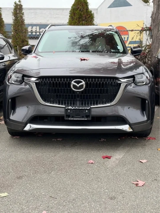 2024 Mazda CX-90 - Image 2 of 10