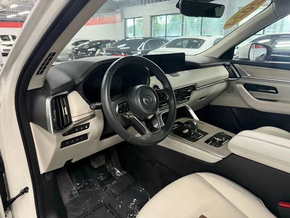 2024 Mazda CX-90 - Image 11 of 20