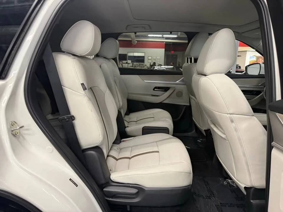 2024 Mazda CX-90 - Image 19 of 20