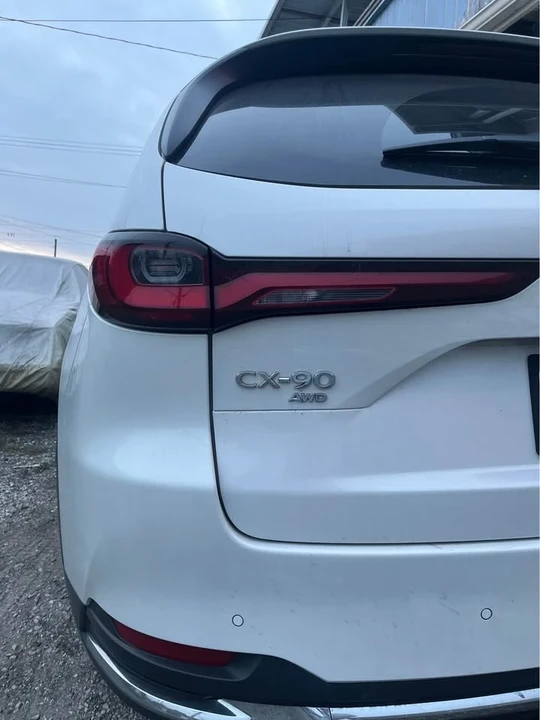 2024 Mazda CX-90 - Image 4 of 11