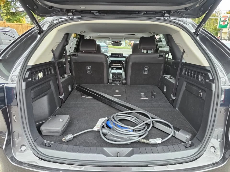 2024 Mazda CX-90 - Image 19 of 20