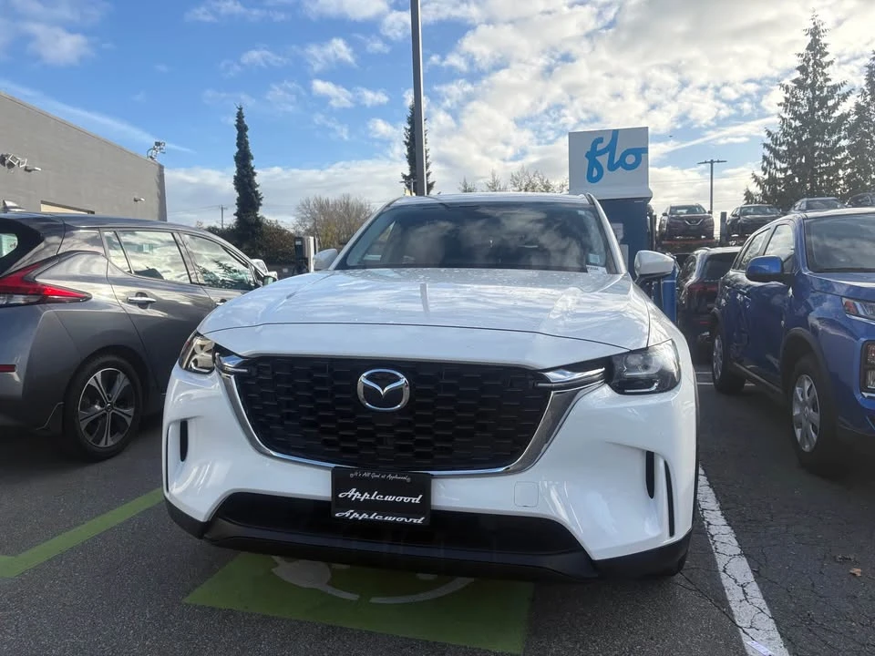 2024 Mazda CX-90 - Image 2 of 4