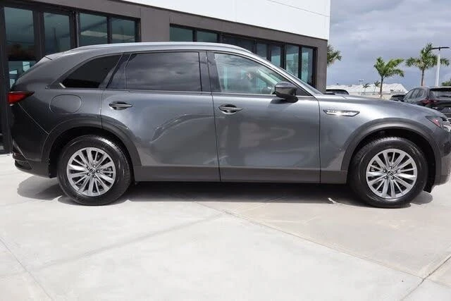 2024 Mazda CX-90 - Image 2 of 18
