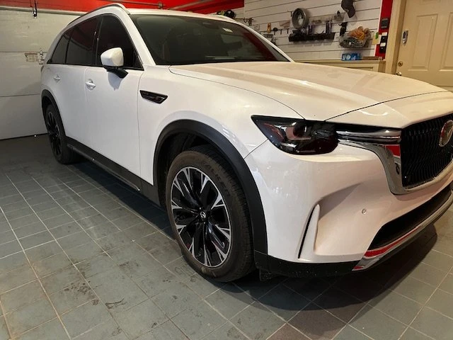 2024 Mazda CX-90 - Image 2 of 15
