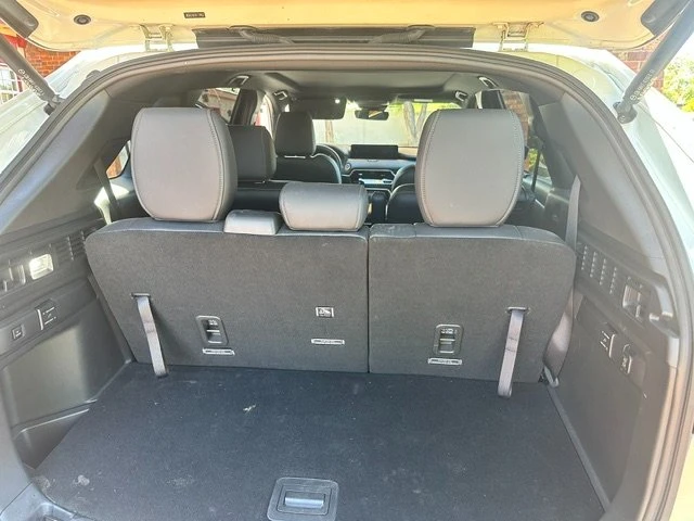 2024 Mazda CX-90 - Image 13 of 15