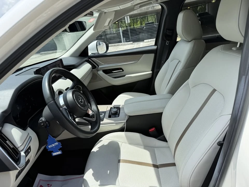 2024 Mazda CX-90 - Image 8 of 10