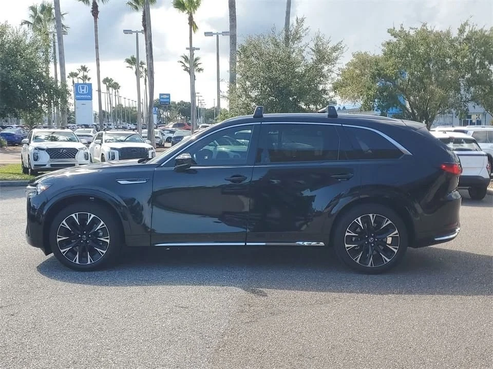 2024 Mazda CX-90 - Image 6 of 10