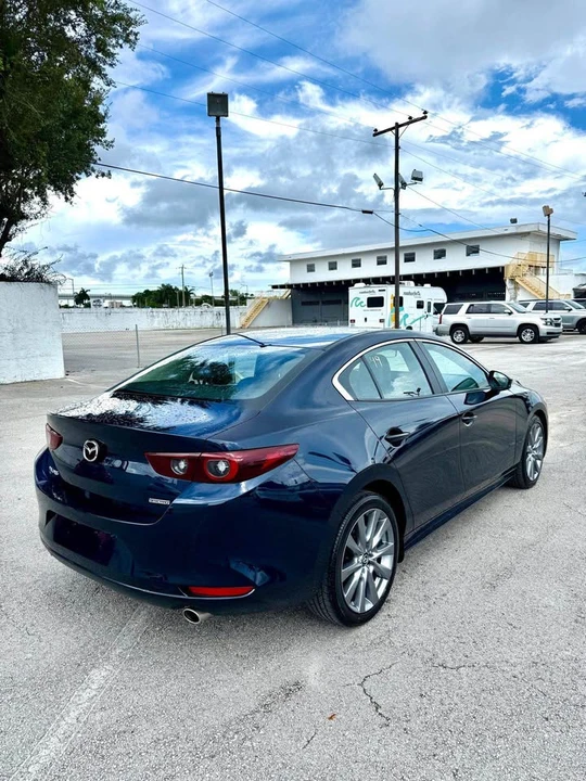 2024 Mazda Mazda 3 4th Gen - Image 8 of 14