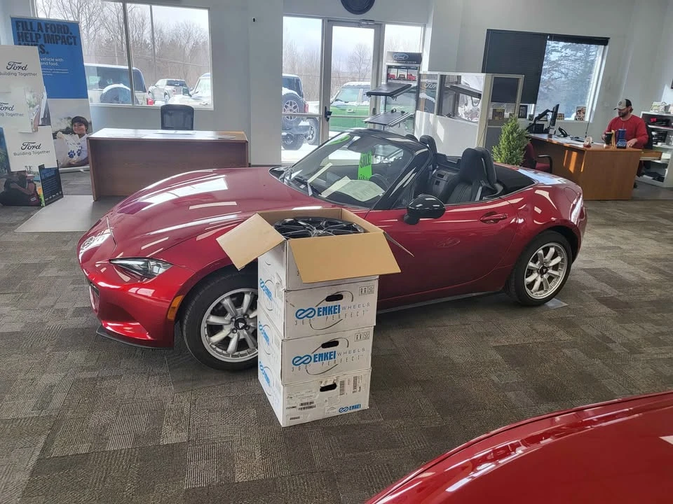 2024 Mazda ND MX-5 Miata - Image 4 of 5