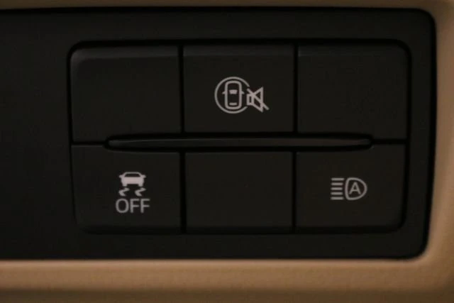 2024 Mazda ND MX-5 Miata - Image 17 of 20