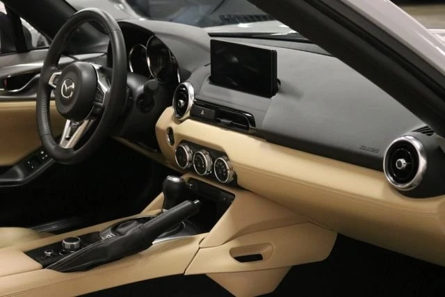 2024 Mazda ND MX-5 Miata - Image 17 of 18
