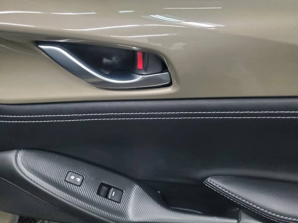 2024 Mazda ND MX-5 Miata - Image 13 of 17