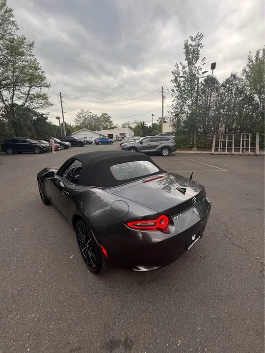 2024 Mazda ND MX-5 Miata - Image 17 of 19