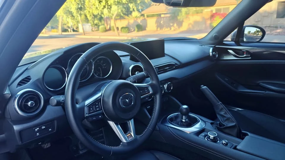2024 Mazda ND MX-5 Miata - Image 9 of 10