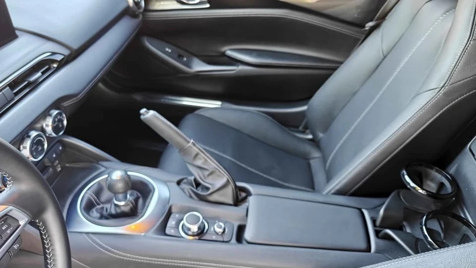 2024 Mazda ND MX-5 Miata - Image 8 of 10