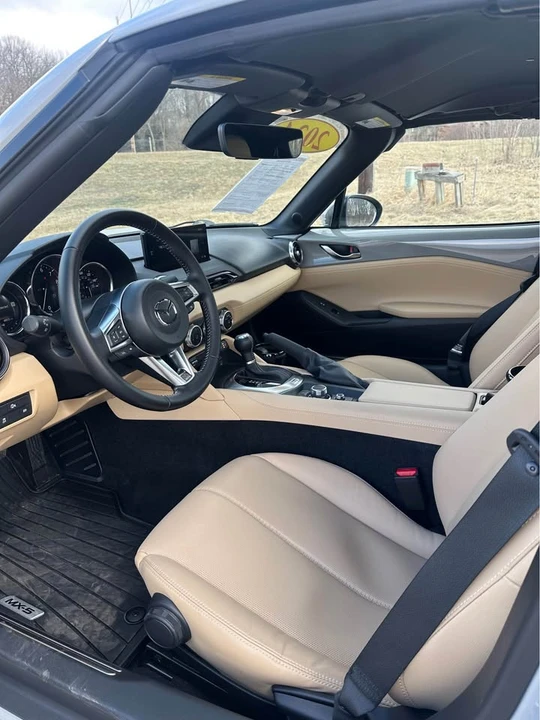 2024 Mazda ND MX-5 Miata - Image 8 of 9