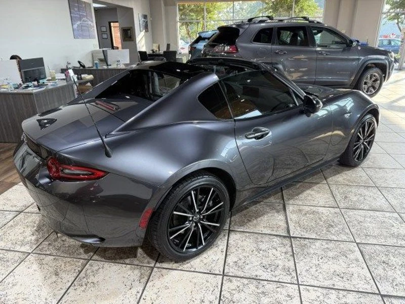 2024 Mazda ND MX-5 Miata - Image 17 of 18