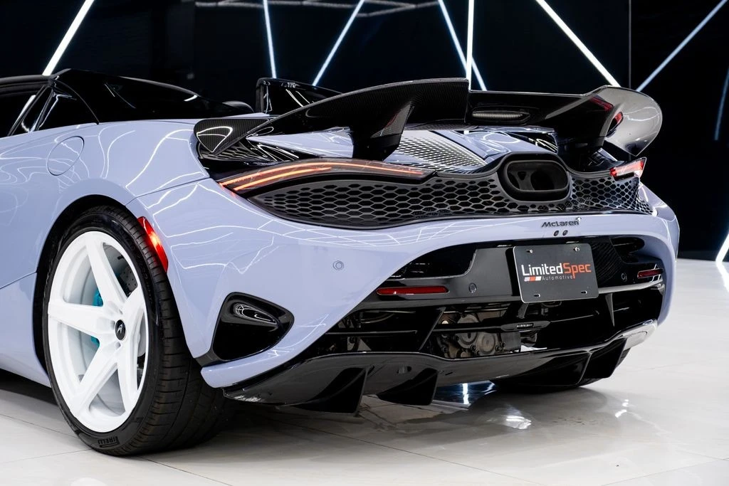 2024 McLaren 750S - Image 15 of 31