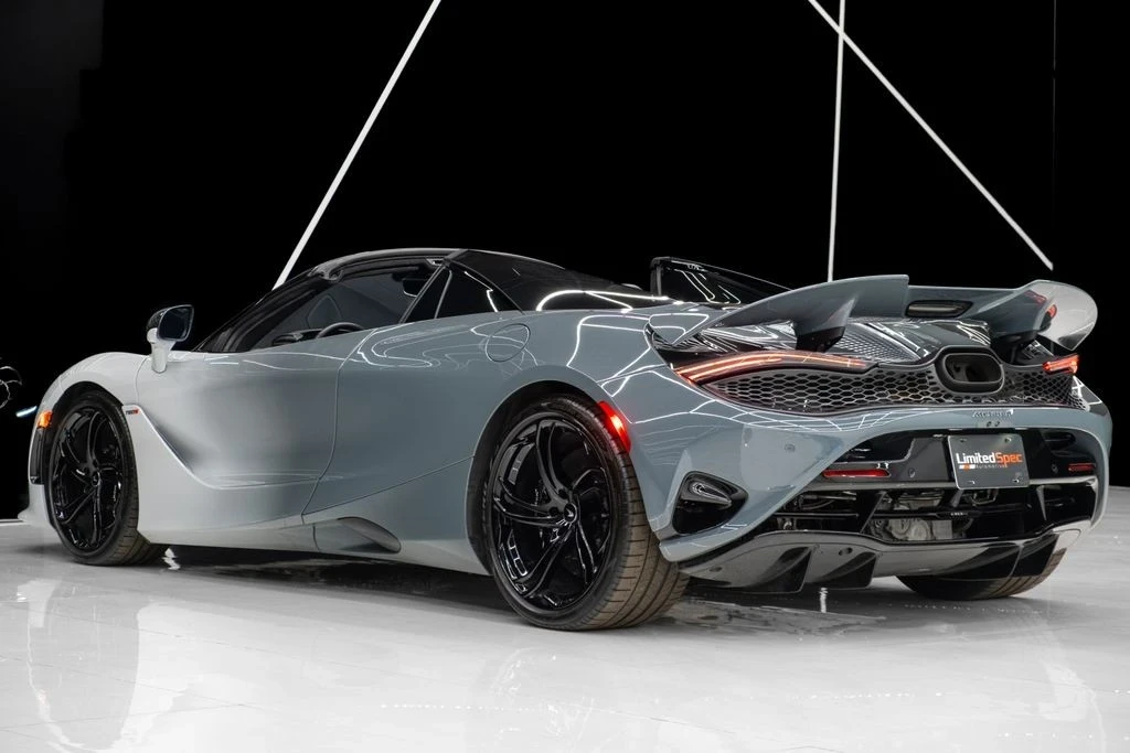 2024 McLaren 750S - Image 17 of 21