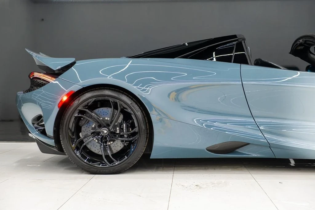 2024 McLaren 750S - Image 11 of 21