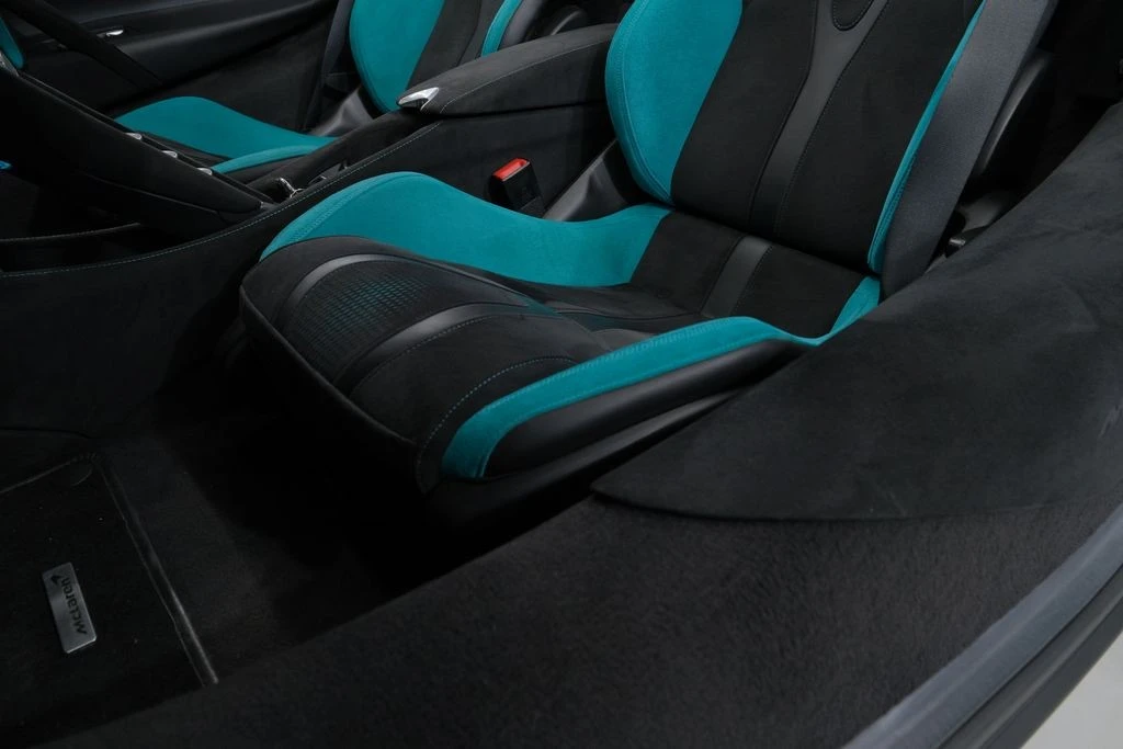 2024 McLaren 750S - Image 30 of 31