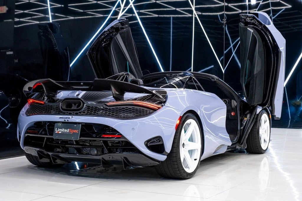 2024 McLaren 750S - Image 17 of 31
