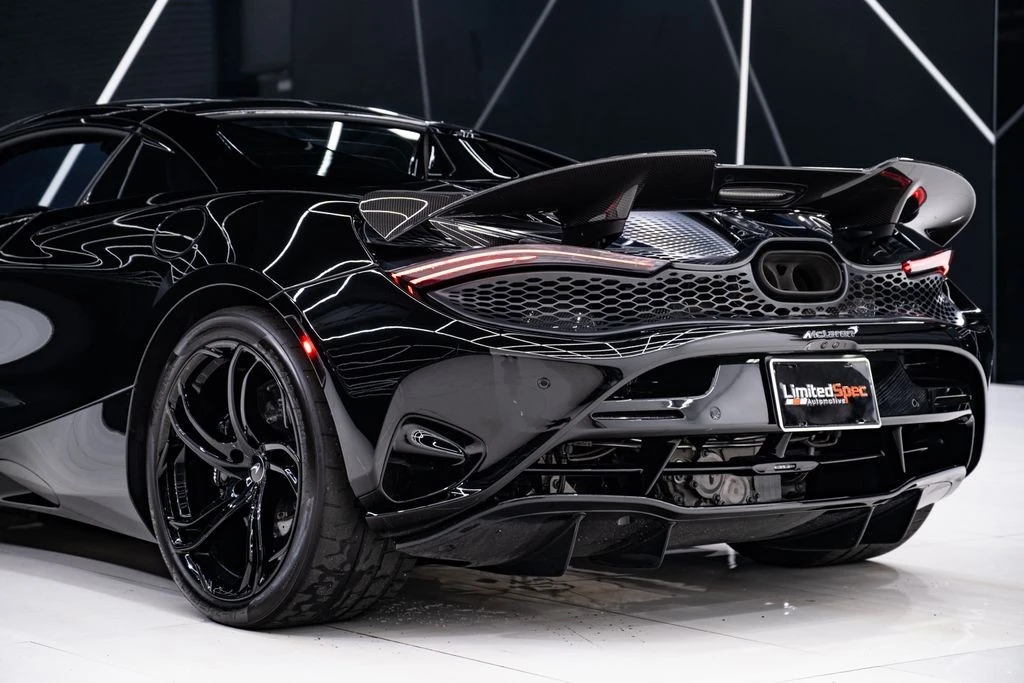 2024 McLaren 750S - Image 30 of 31