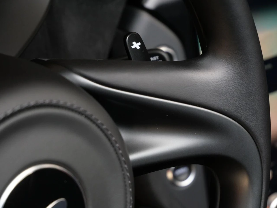 2024 McLaren 750S Spider - Image 12 of 29