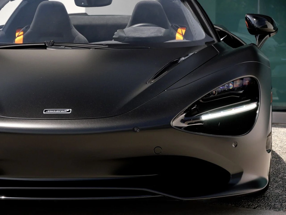 2024 McLaren 750S Spider - Image 6 of 29