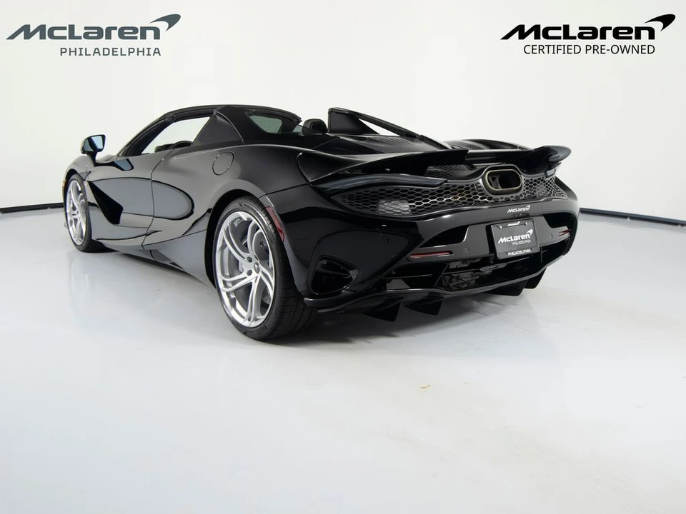 2024 McLaren 750S Spider - Image 8 of 31