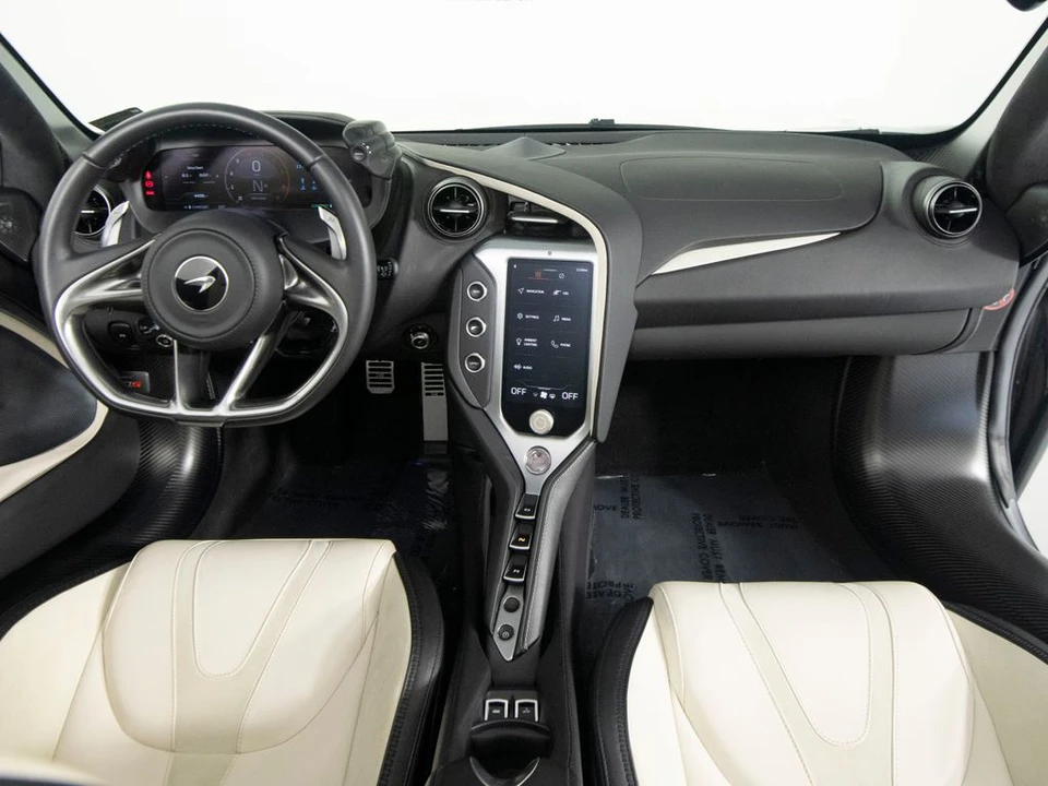 2024 McLaren 750S Spider - Image 30 of 31