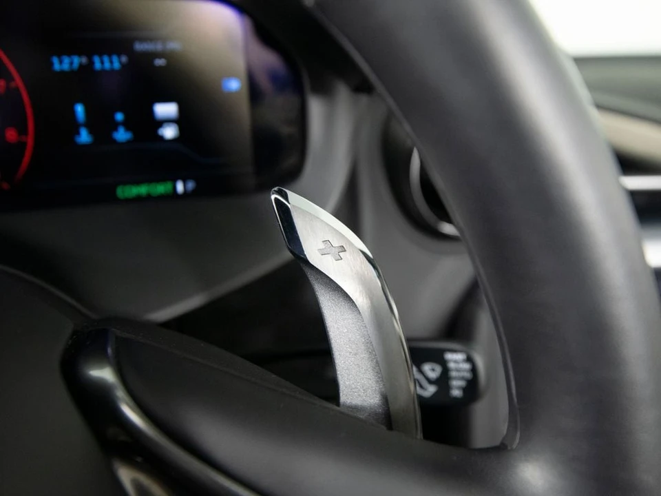 2024 McLaren 750S Spider - Image 19 of 31
