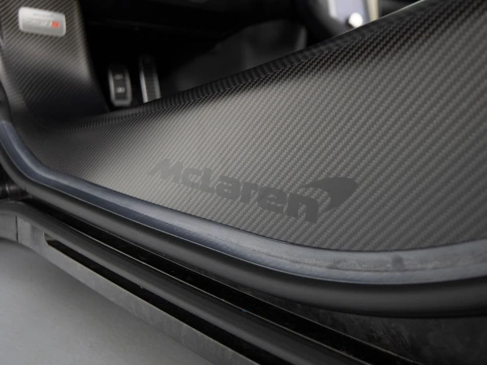2024 McLaren 750S Spider - Image 15 of 31