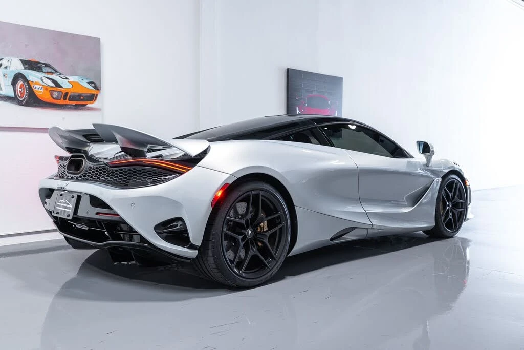 2024 McLaren 750S Coupe - Image 12 of 31