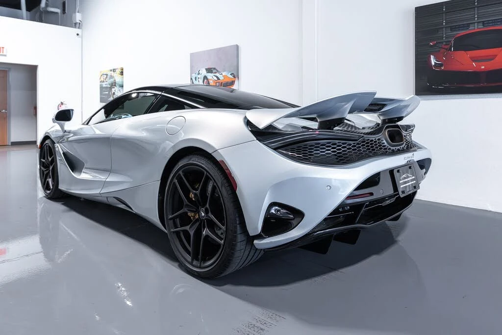 2024 McLaren 750S Coupe - Image 14 of 31