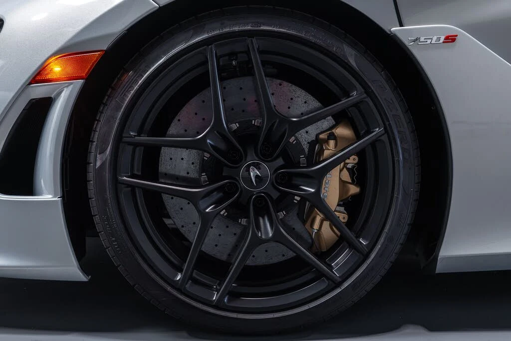 2024 McLaren 750S Coupe - Image 27 of 31