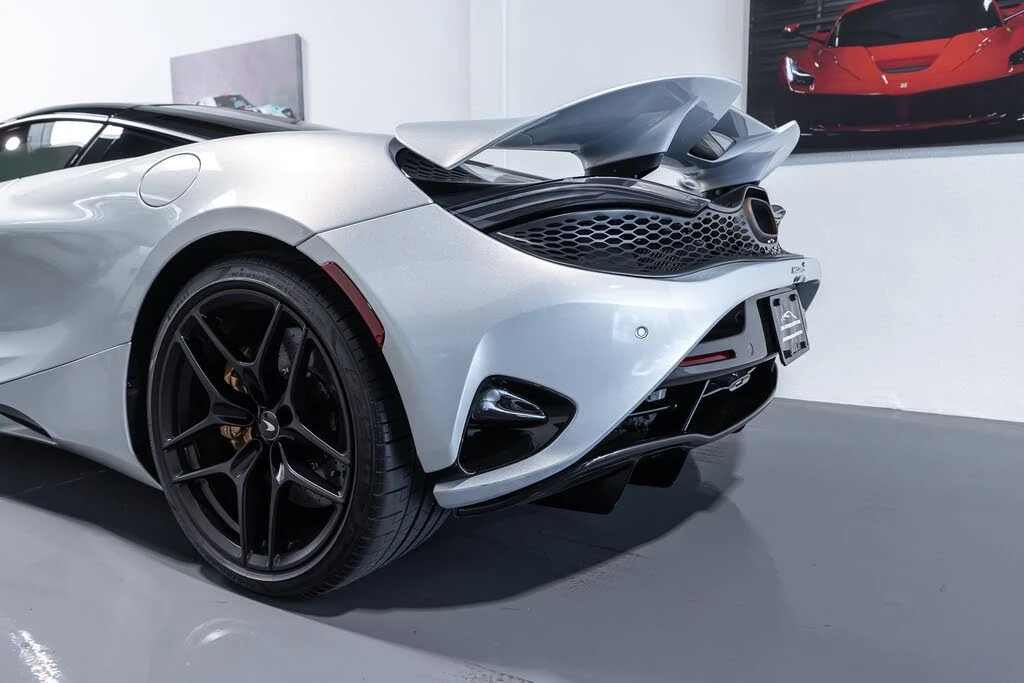 2024 McLaren 750S Coupe - Image 16 of 31