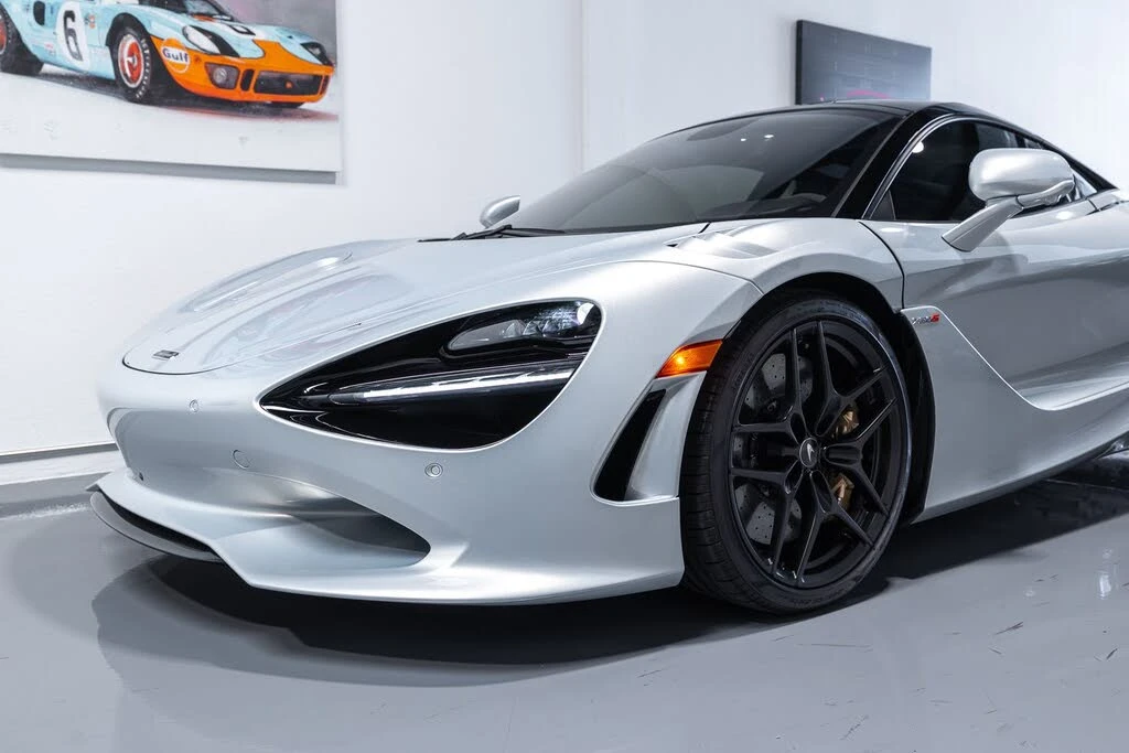 2024 McLaren 750S Coupe - Image 2 of 31