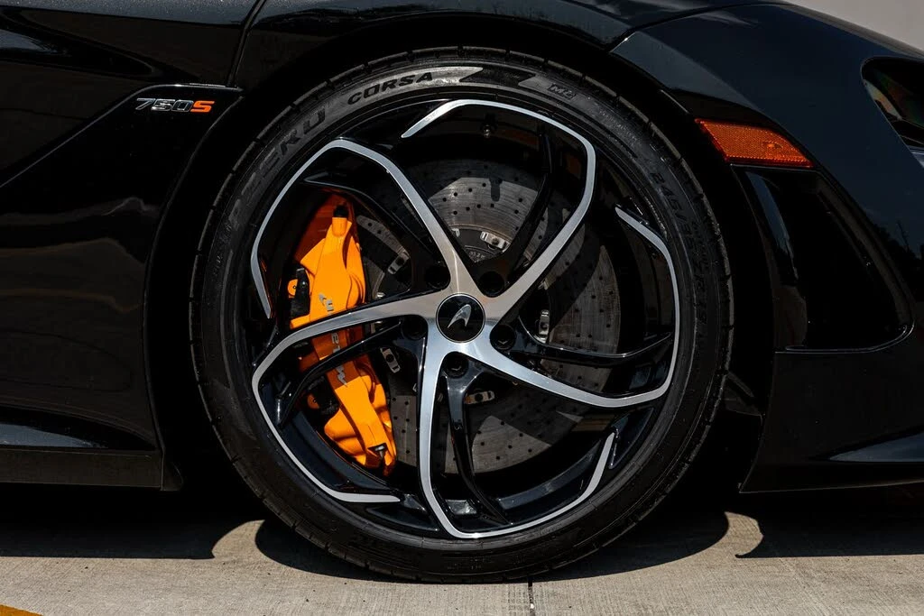 2024 McLaren 750S Coupe - Image 30 of 31