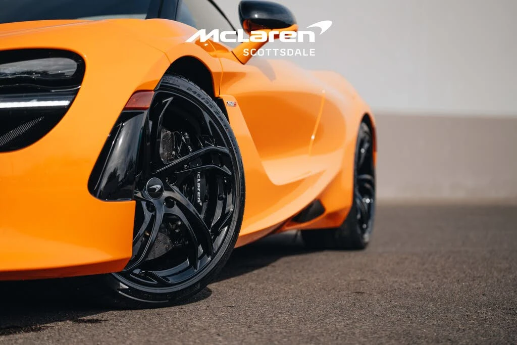 2024 McLaren 750S Coupe - Image 16 of 31